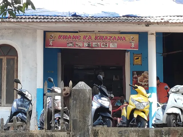 Khane Ka Khazana (Pure Veg Restaurant)