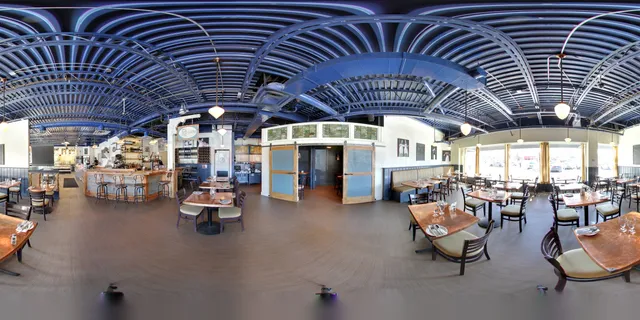 Pelican Seafood Market & Grill