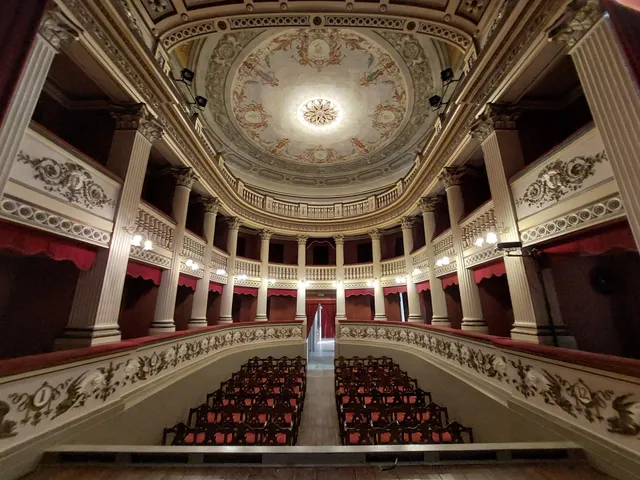 Teatro Comunale dell'Iride