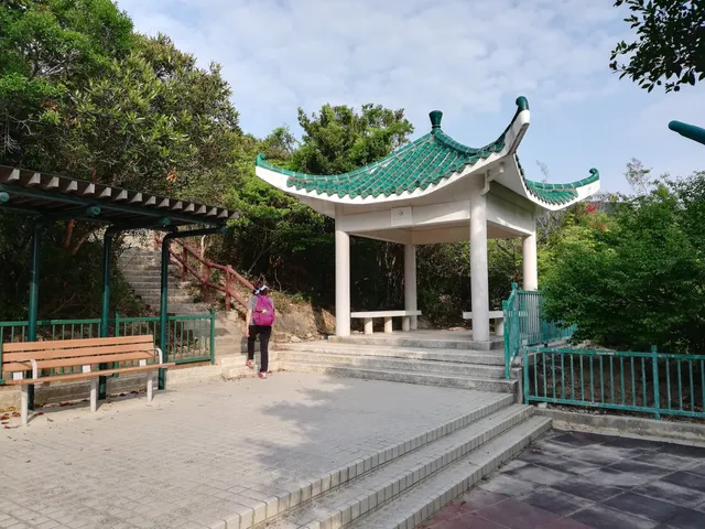 Nam Long Shan Road Rest Garden