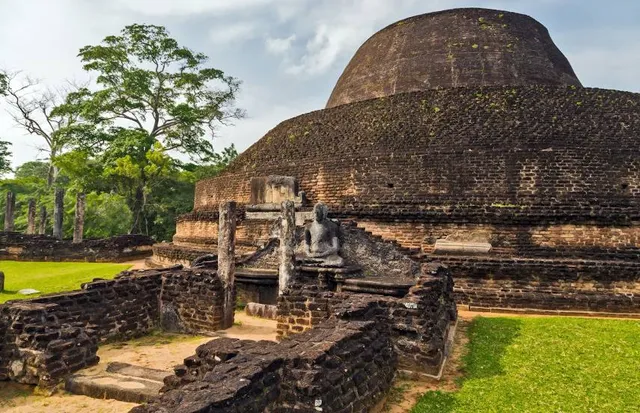 Pabalu Vehera (Temple of Marbles) - 52