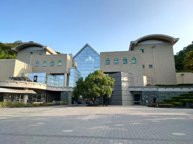 Tokushima Kenritsu Kindai Museum