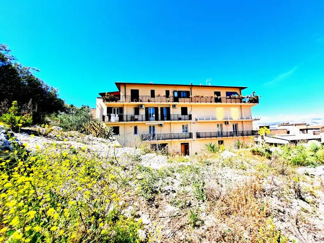 appartamenti castel sant'angelo licata