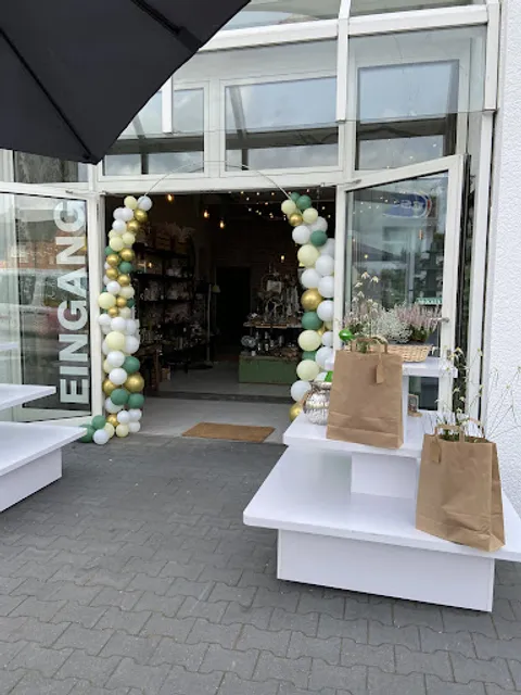 Zierwerk & Eiswerk Eiscafé & Bistro