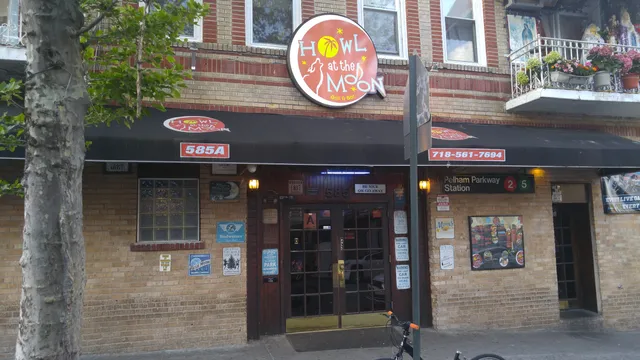 Howl At The Moon Grill & Bar