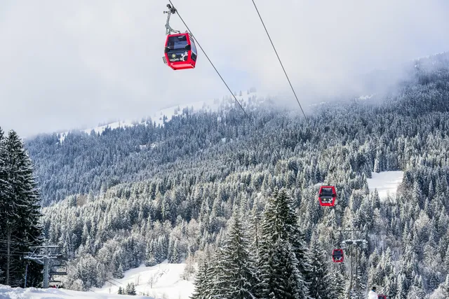 Chavannes Express chair lift