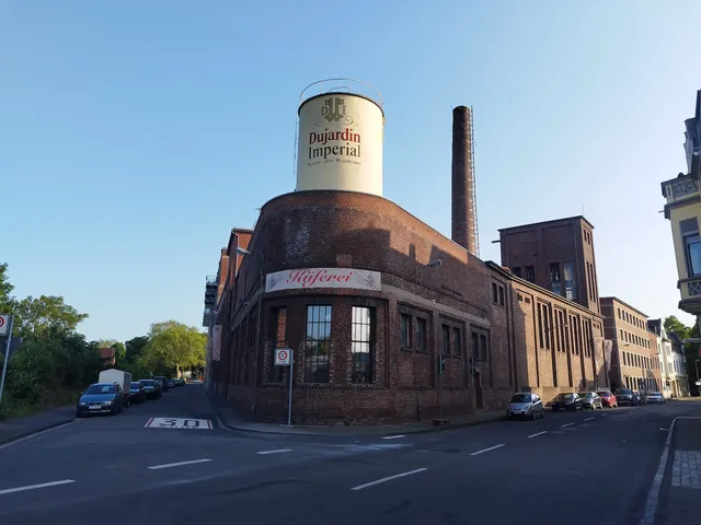 Historic Weinbrennerei Dujardin