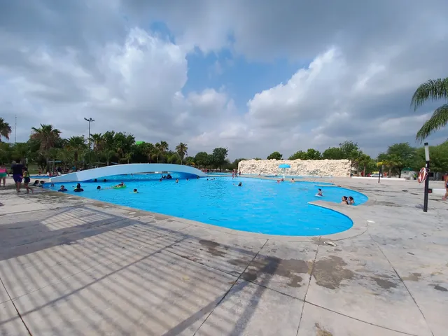 Parque acuático Bicentenario