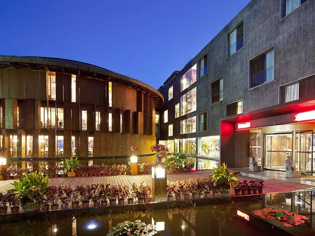 CHINA公社文化艺术酒店