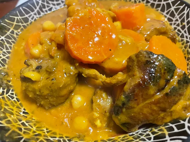 African love kitchen foodtruck