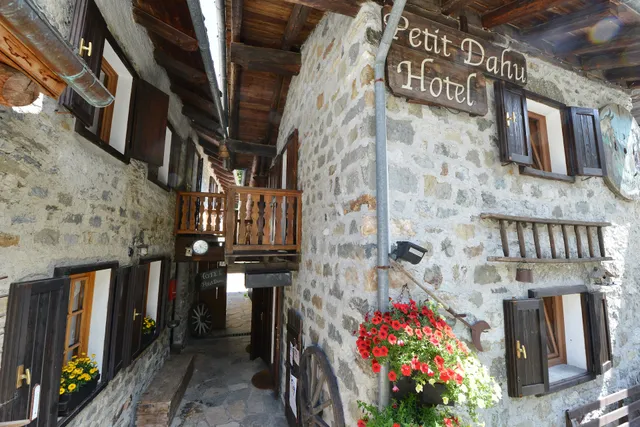 Hotel Petit Dahu
