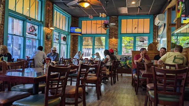 Beamie's At the River