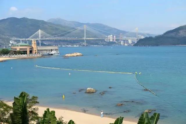 Ma Wan Tung Wan Beach