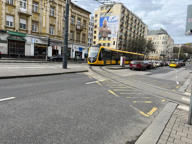 Margit híd, budai hídfő H