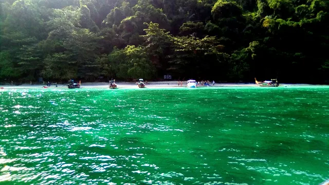 Pi Leh Bay (Pi Leh Lagoon)