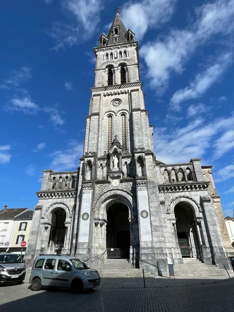 Église Paroissiale du Sacre-Coeur de Lourdes