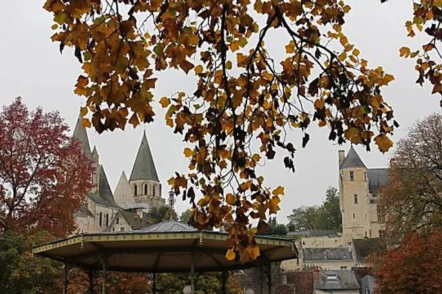Loches Jardin Public