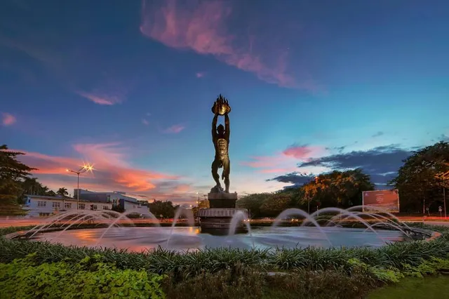 Patung Pemuda Membangun