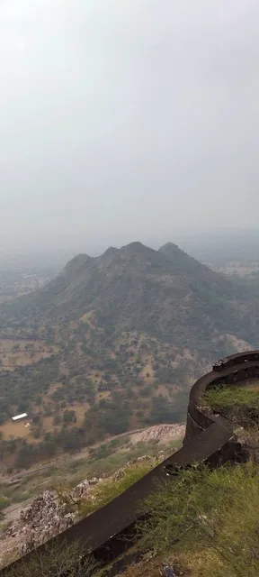 Devgarh Fort, Sikar