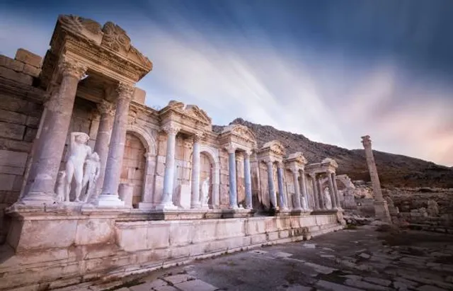 Sagalassos Antoninler Çeşmesi