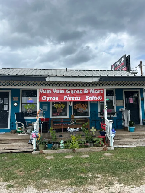 Yum Yum Gyros and More