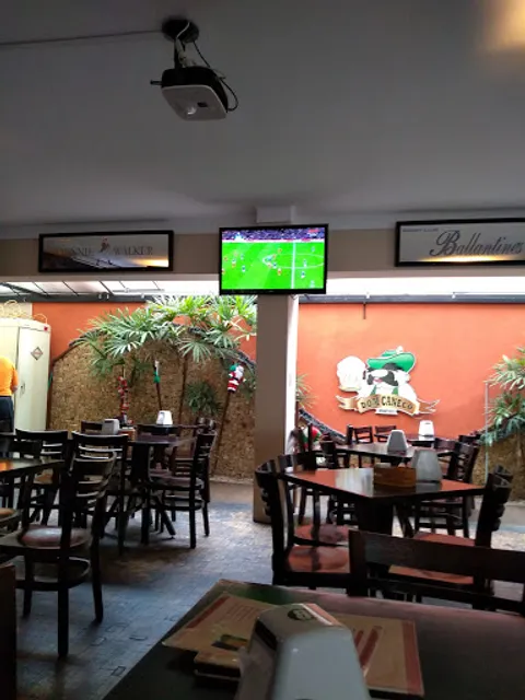 Dom Caneco Choperia e Restaurante