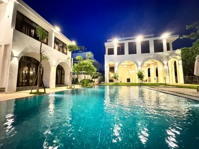 Stone Age Boutique Resort in Kampot