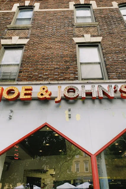 Joe & John's Pizzeria