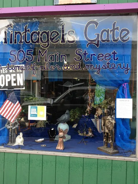 Tintagels Gate~Flowerland