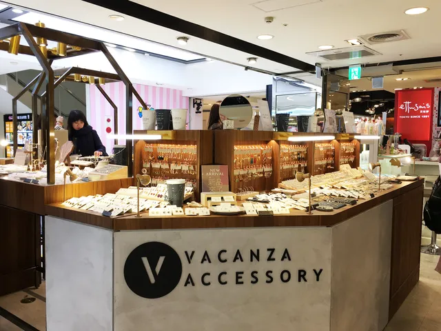 vacanza accessory Sogo Zhongxiao Store