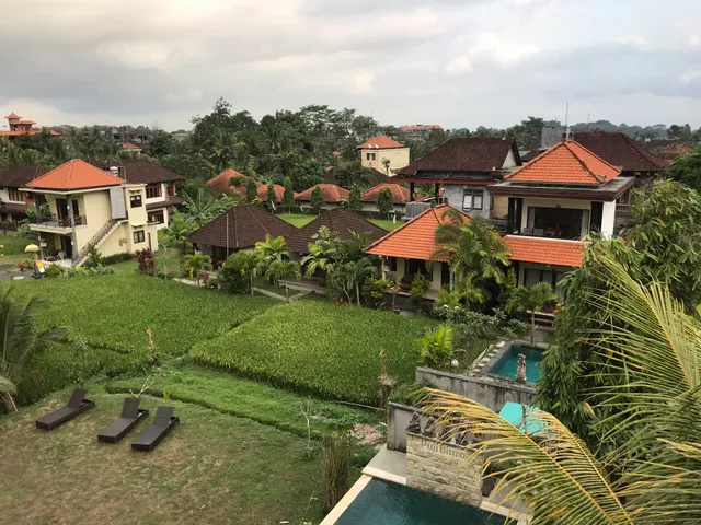 Puji Bungalows & Hostel