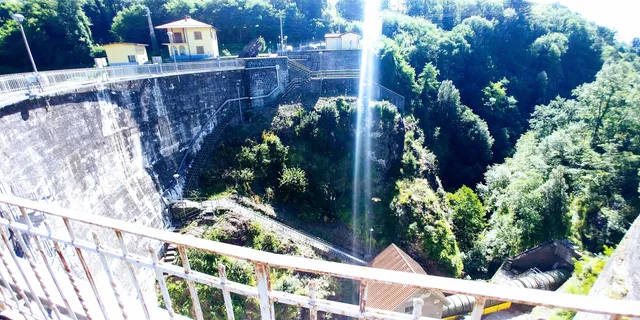 Lago di Villa Collemandina