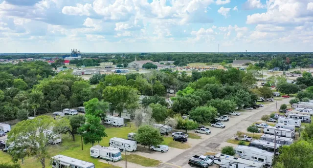 Oak Haven RV (formerly BCS Village 21 RV Park)