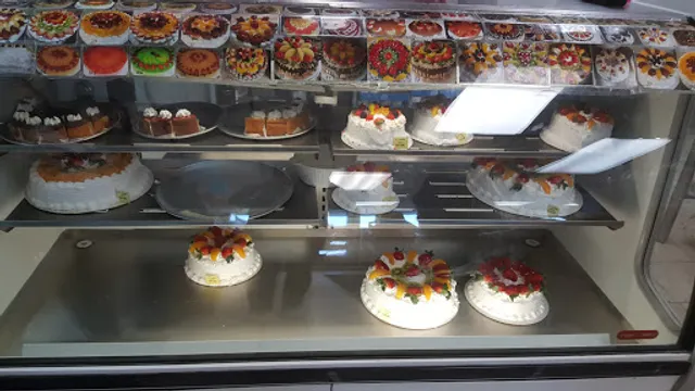 Sofis 44th Bakery and Supplies