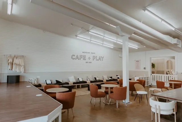 Cafe + Play