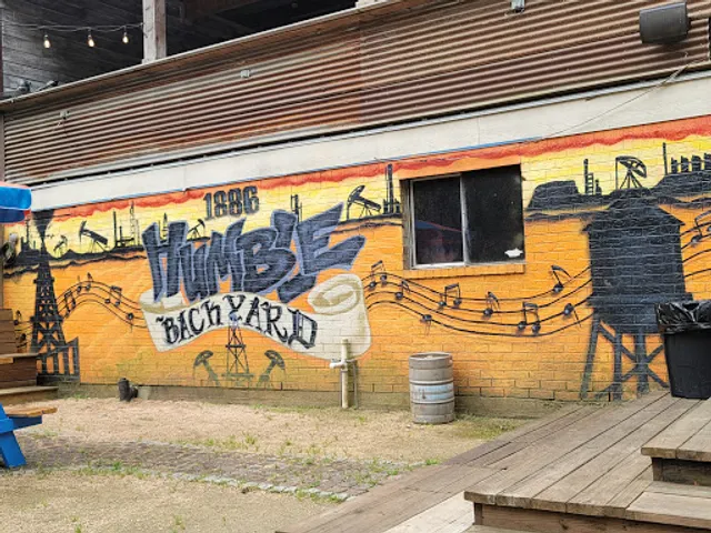 1886 Humble Backyard