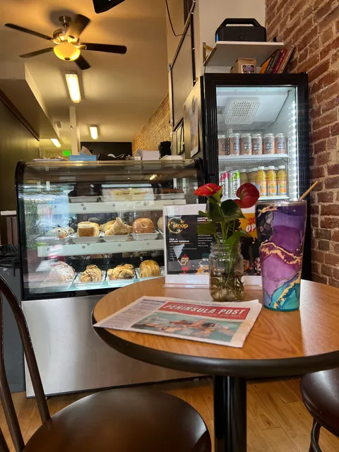 The Stoop Coffee Shop & Cafe