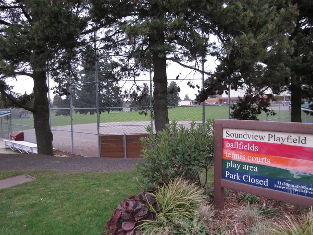 Soundview Playfield & Wading Pool