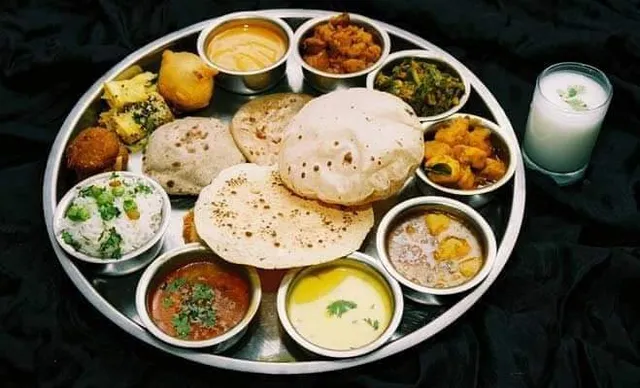 Radhe restaurant and tiffin centre