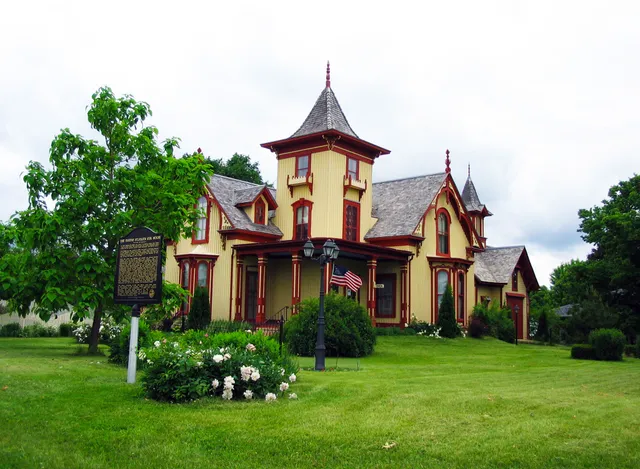 E. St. Julien Cox House