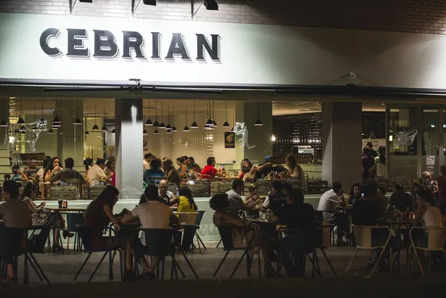 Hamburguesería Cebrián Actur