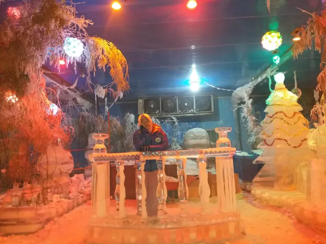 Snow World International Mall Revo Town