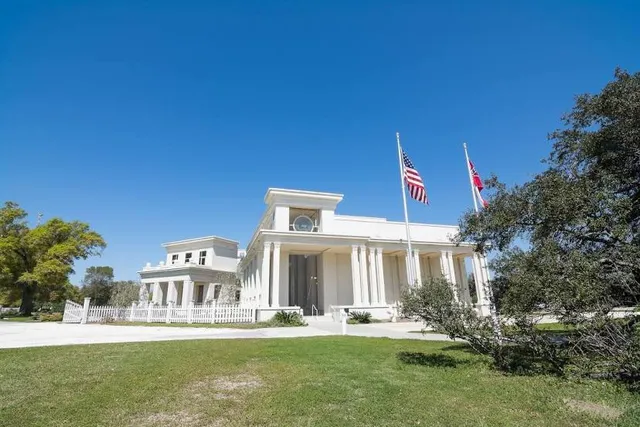 Jefferson Davis Presidential Library