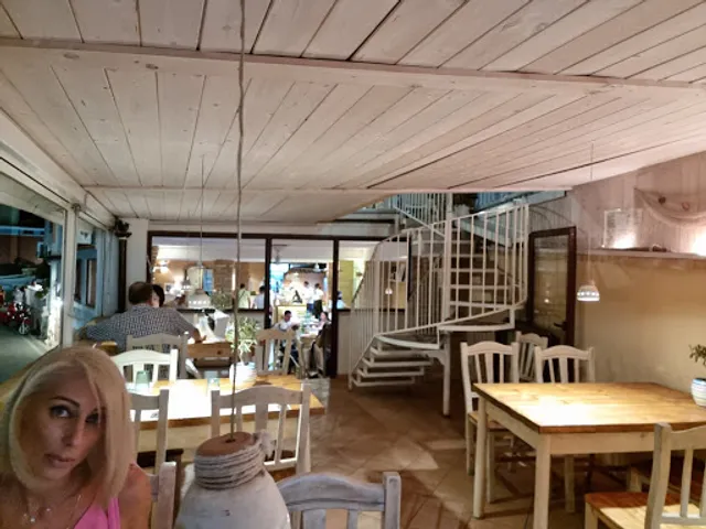 Bar - Ristorante - Pizzeria Tirreno