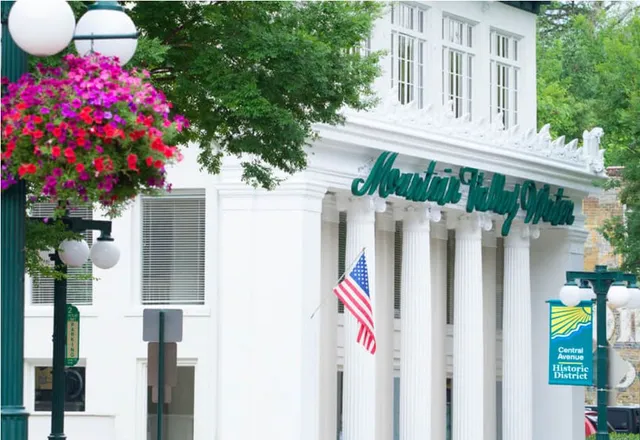 Mountain Valley Spring Co - Visitor Center and Museum