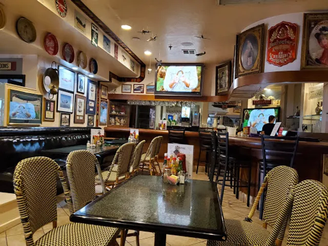 Yuma Landing Bar & Grill