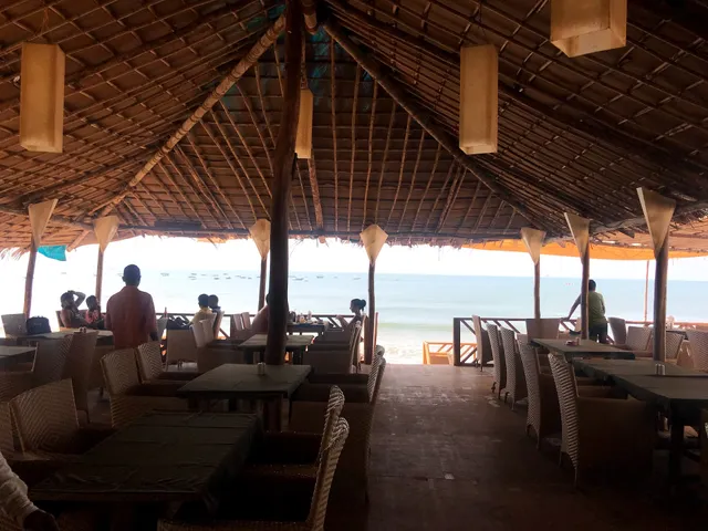 Big Blue Shack Bar and Restaurant