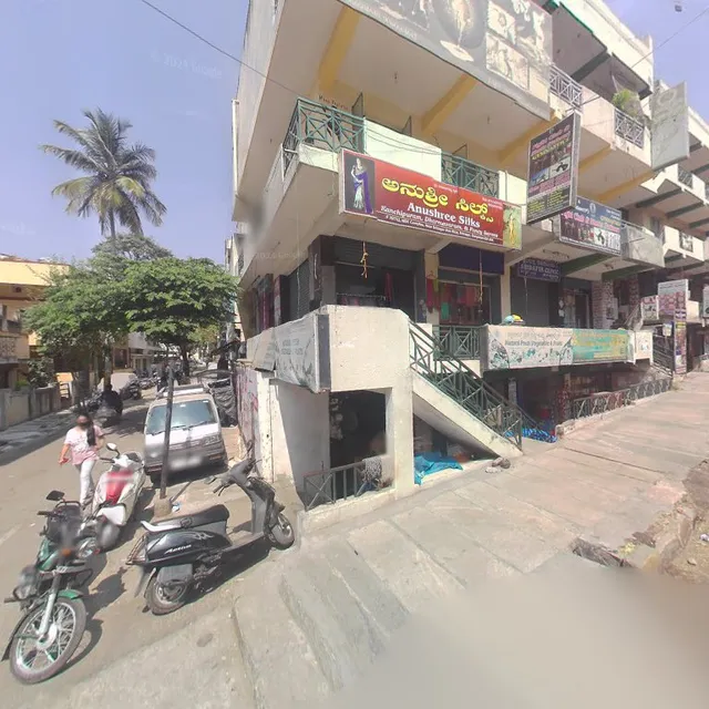 Sri Manjunatha Bhavana - Pure Veg Restaurant