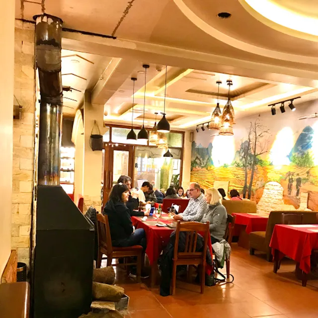 Sapa Center Cafe Restaurant