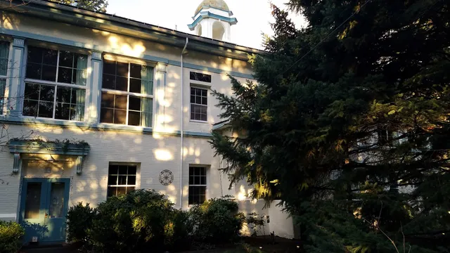 The HeartGate at 2121